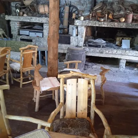 Dada Kanjon Grmusa بيت للعطل