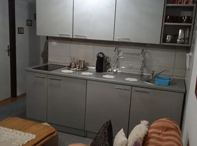 Dada Kanjon Grmusa *