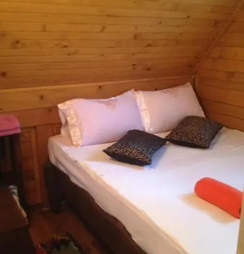 Dada Kanjon Grmusa Casa de Férias